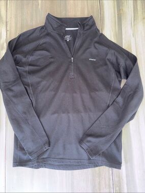 Patagonia Black half-Zip Capliene mid layer with White Logo